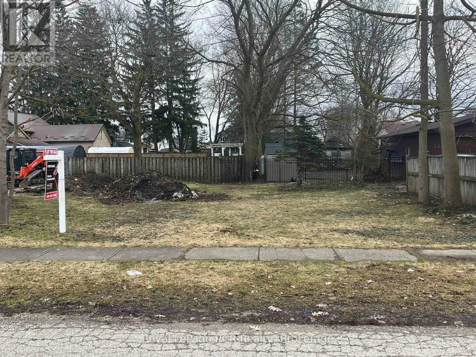 240 Cumberland Street, Minto, ON, N0G 2P0