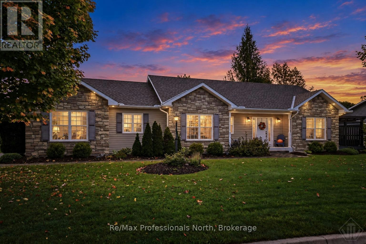 2 Inveraray Court, Bracebridge, ON, P1L 2G8