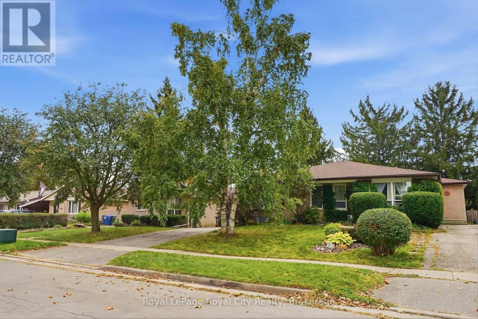 UPPER-37 Mcilwraith Crescent, Guelph, ON, N1E 6J4