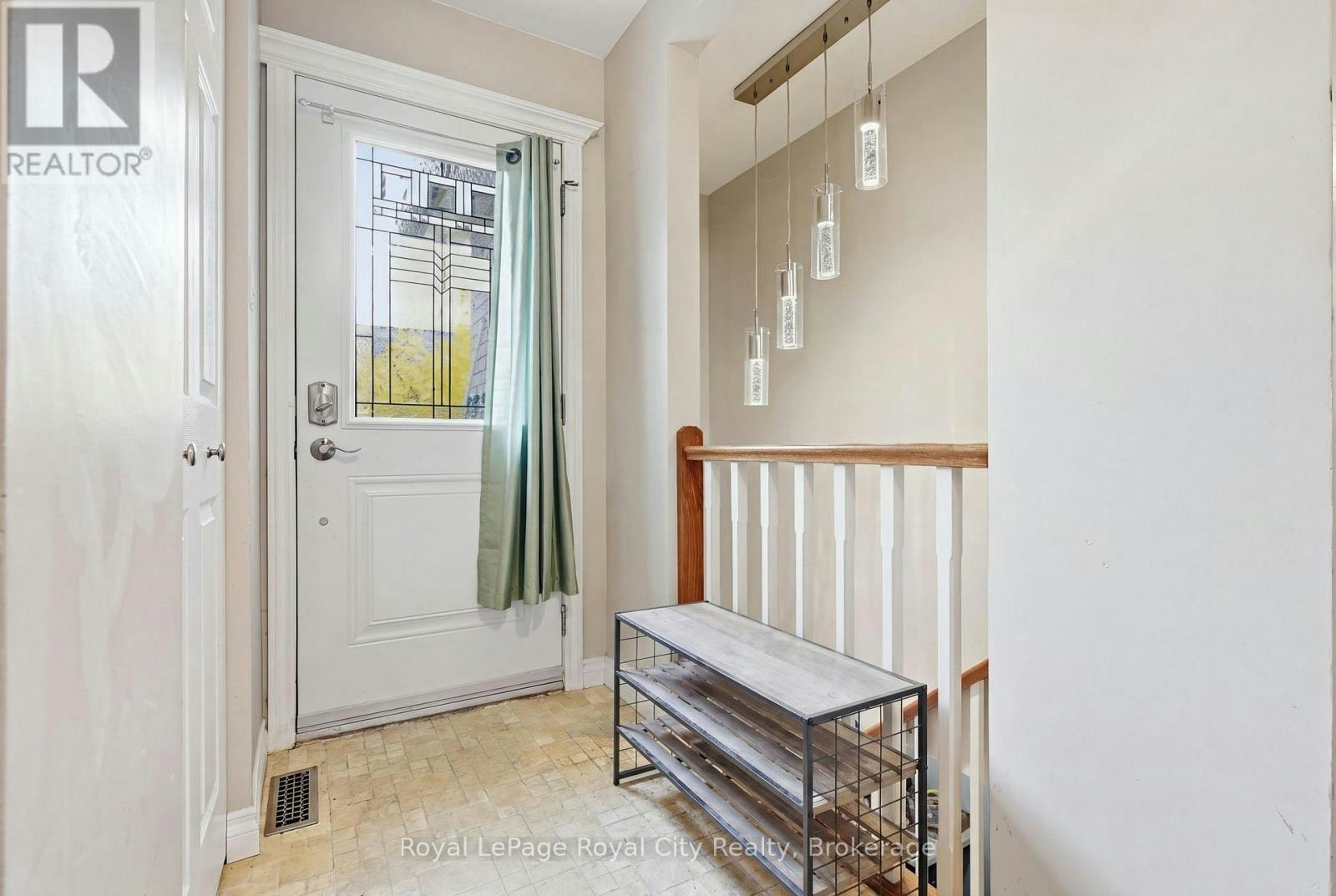 UPPER-37 Mcilwraith Crescent, Guelph, ON, N1E 6J4 - 11