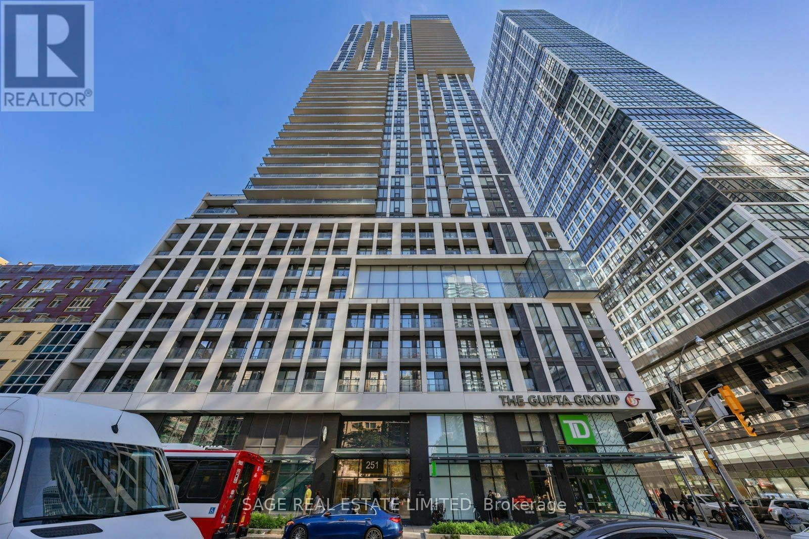 505-251 Jarvis Street, Toronto, ON, M5B 0C3 - 2
