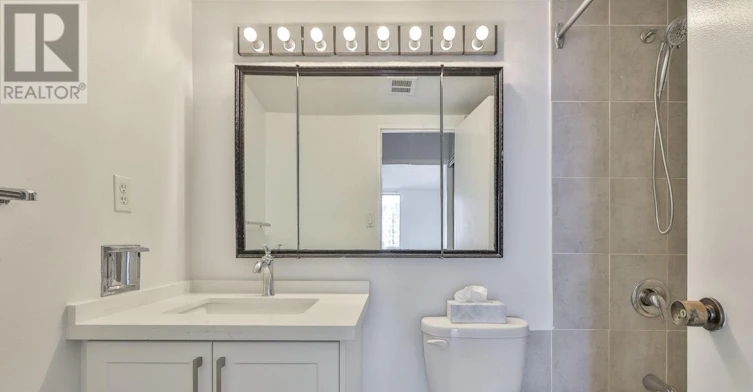 2825-33 Harbour Square, Toronto, ON, M5J 2Z6 - 17