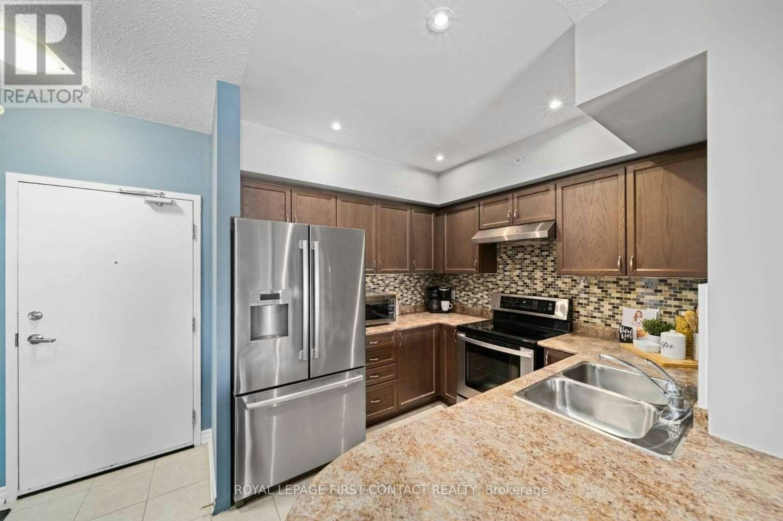 410-39 Ferndale Drive S, Barrie, ON, L4N 5T5 - 2
