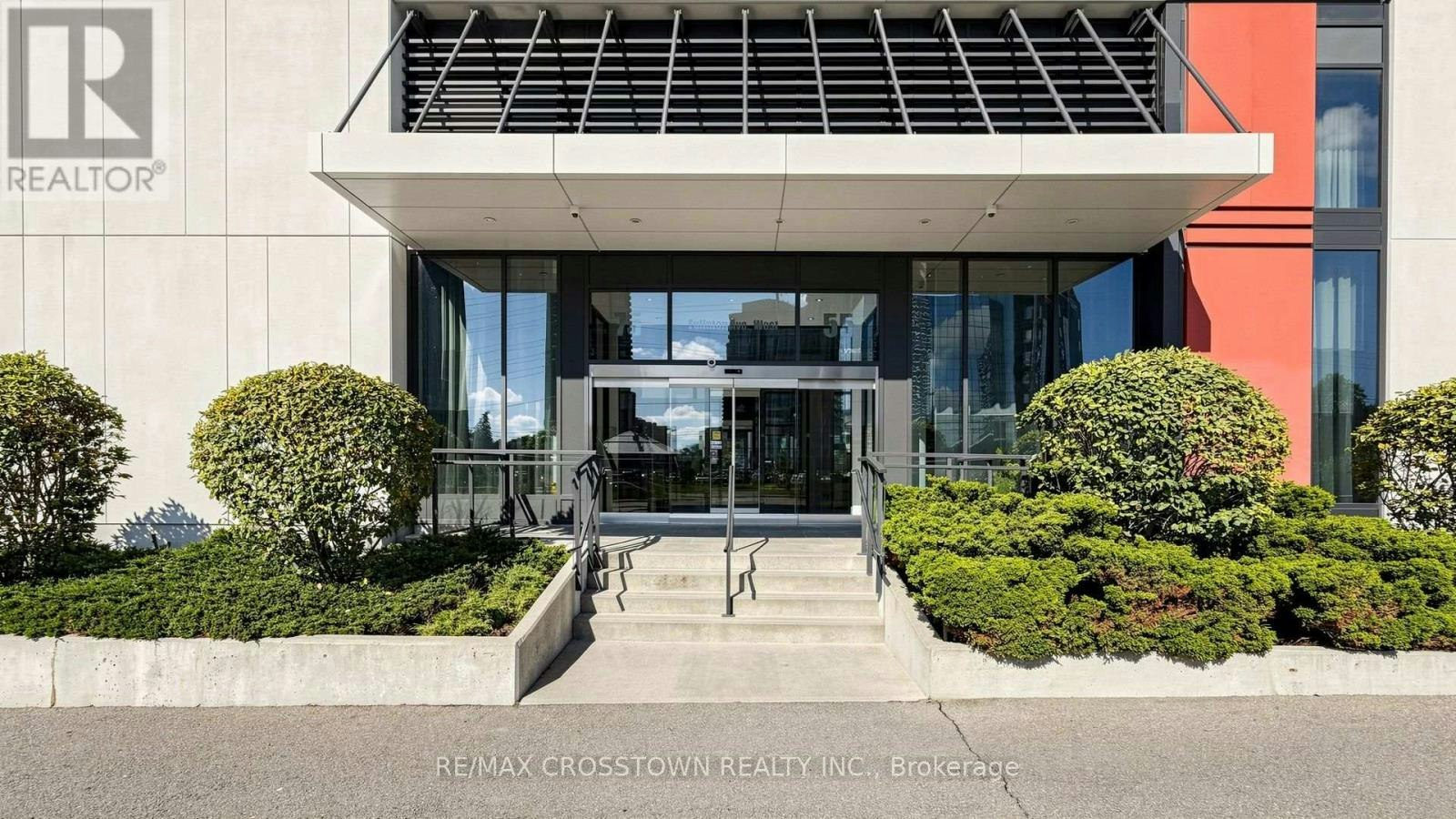 402-75 Eglinton Avenue W, Mississauga, ON, L5R 0E5 - 4