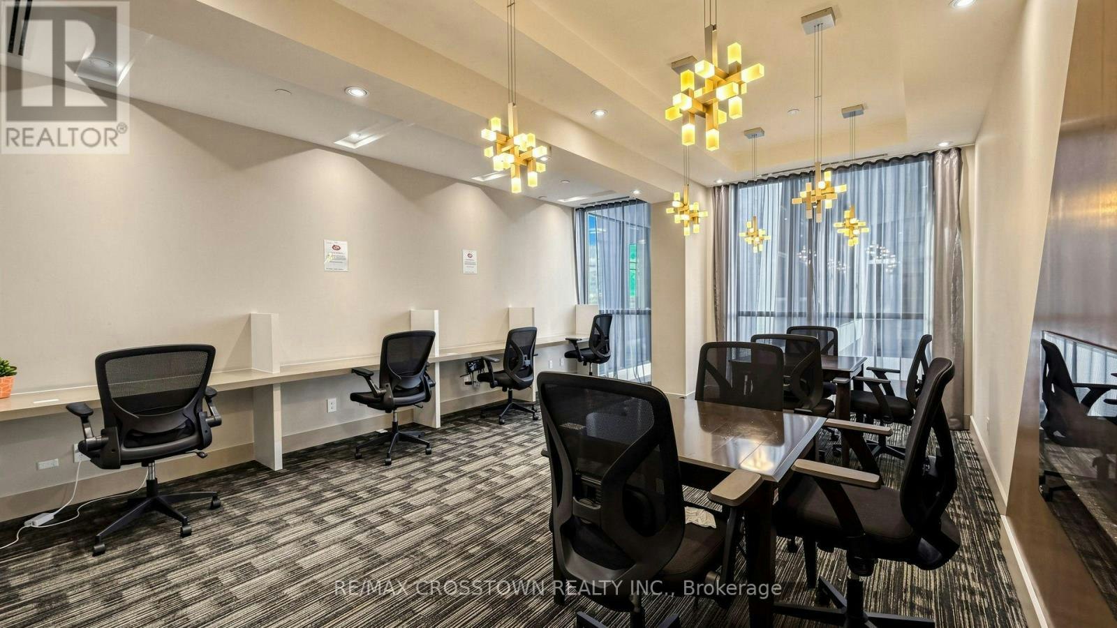 402-75 Eglinton Avenue W, Mississauga, ON, L5R 0E5 - 37