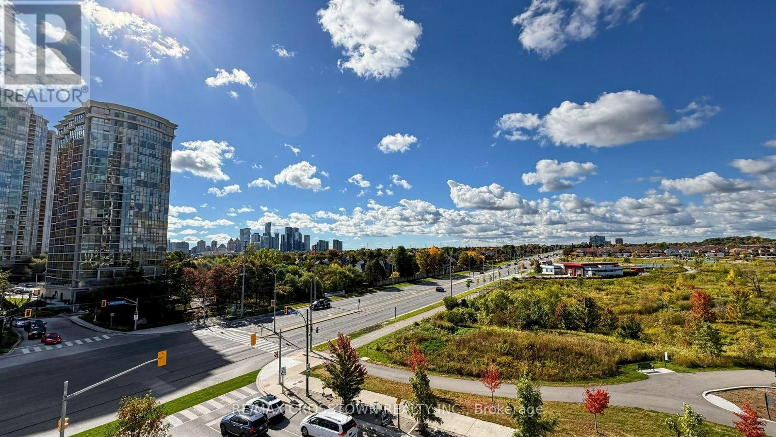 402-75 Eglinton Avenue W, Mississauga, ON, L5R 0E5 - 27