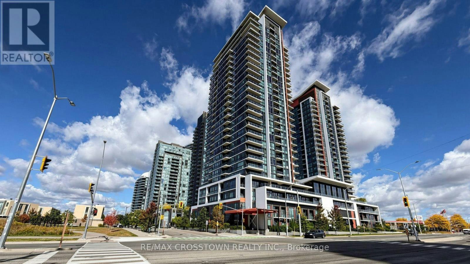 402-75 Eglinton Avenue W, Mississauga, ON, L5R 0E5