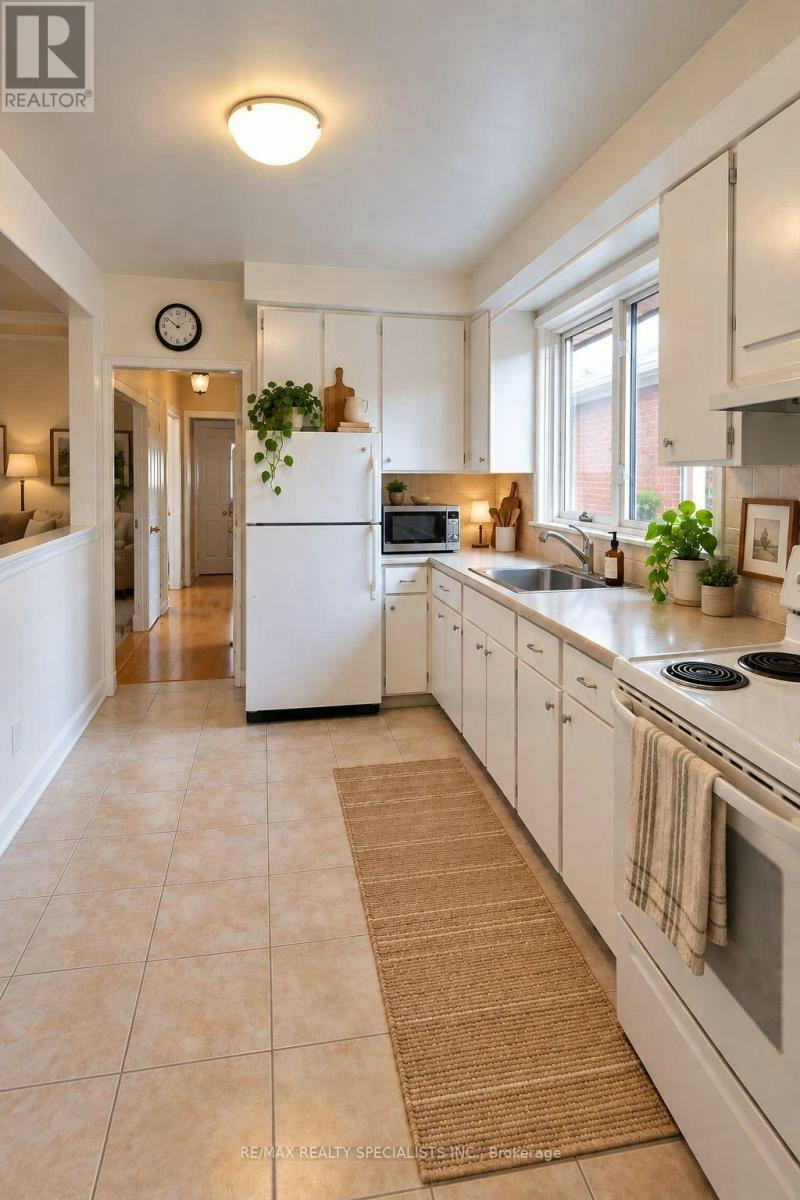 3-163 Morrison Avenue, Toronto, ON, M6E 1M7 - 5