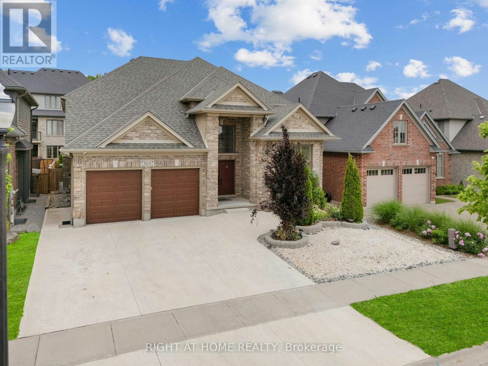 624 Superior Drive, London, ON, N5X 0M2 - 2