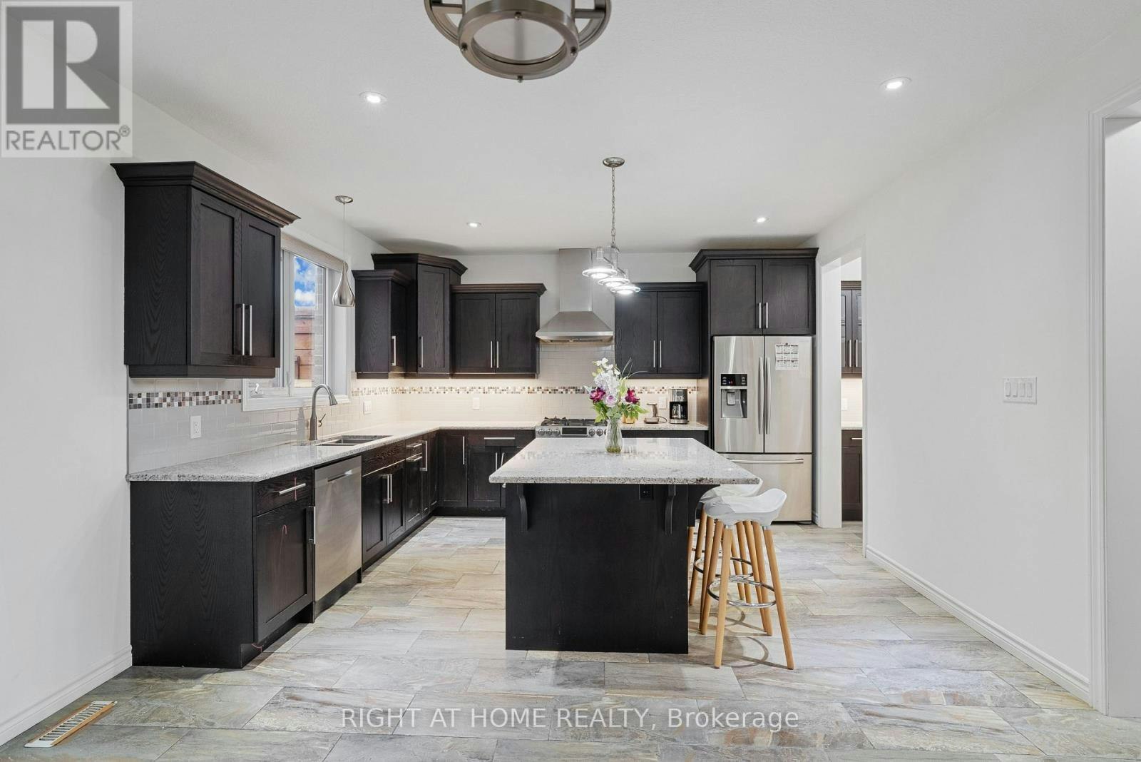 624 Superior Drive, London, ON, N5X 0M2 - 9