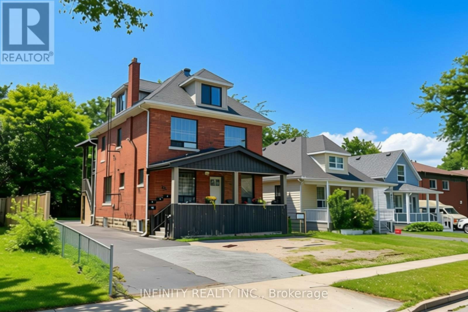 2-423 Wellington Avenue, Windsor, ON, N9A 5J3