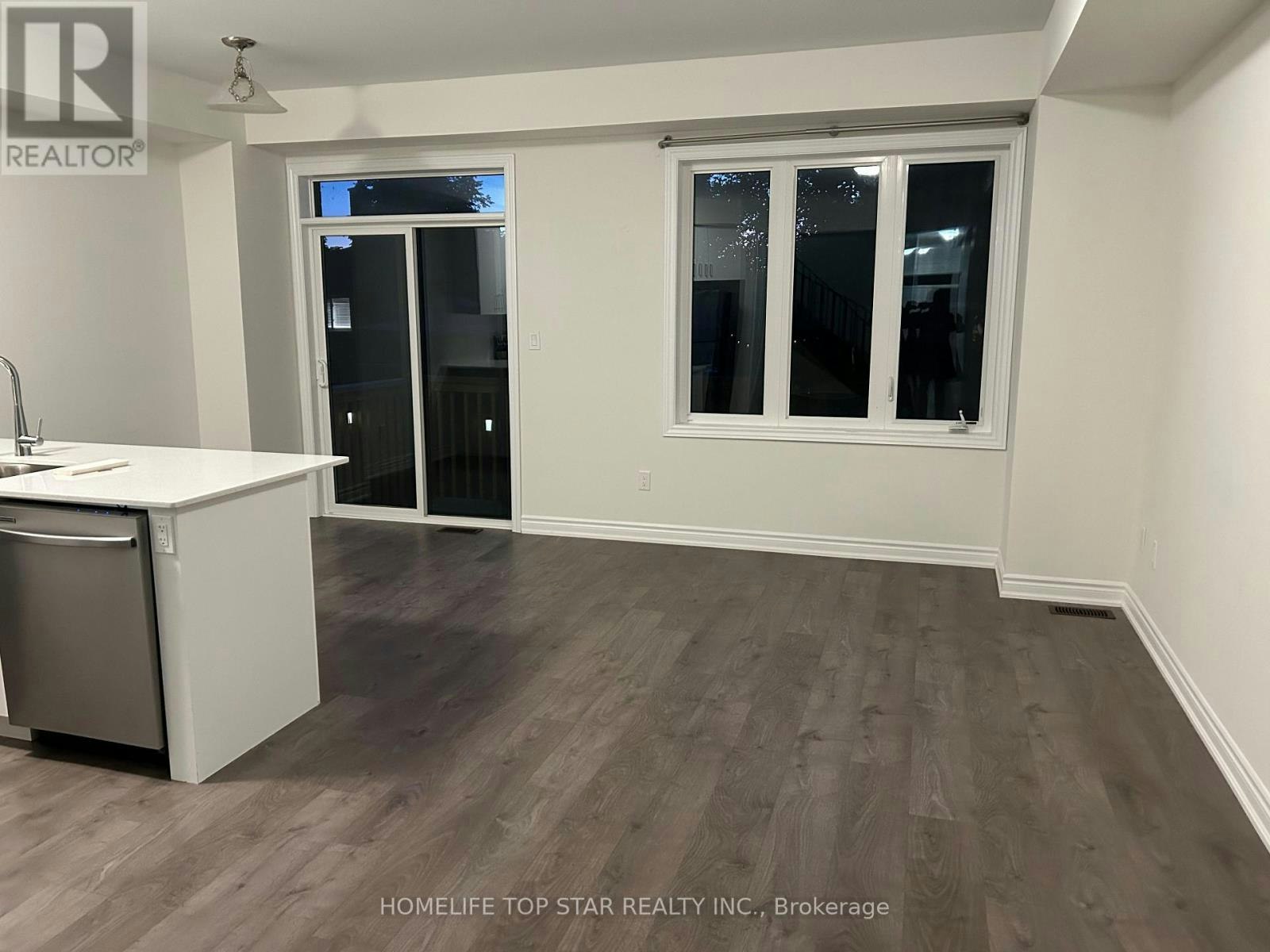 290 Okanagan Path, Oshawa, ON, L1H 0A7 - 3
