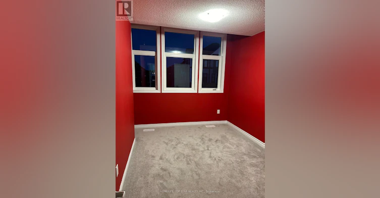 290 Okanagan Path, Oshawa, ON, L1H 0A7 - 4