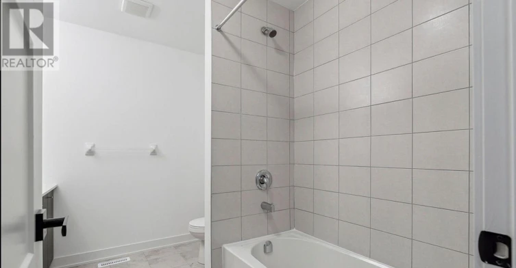 UPPER-75 Wheatfield Road, Barrie, ON, L9J 0C2 - 25