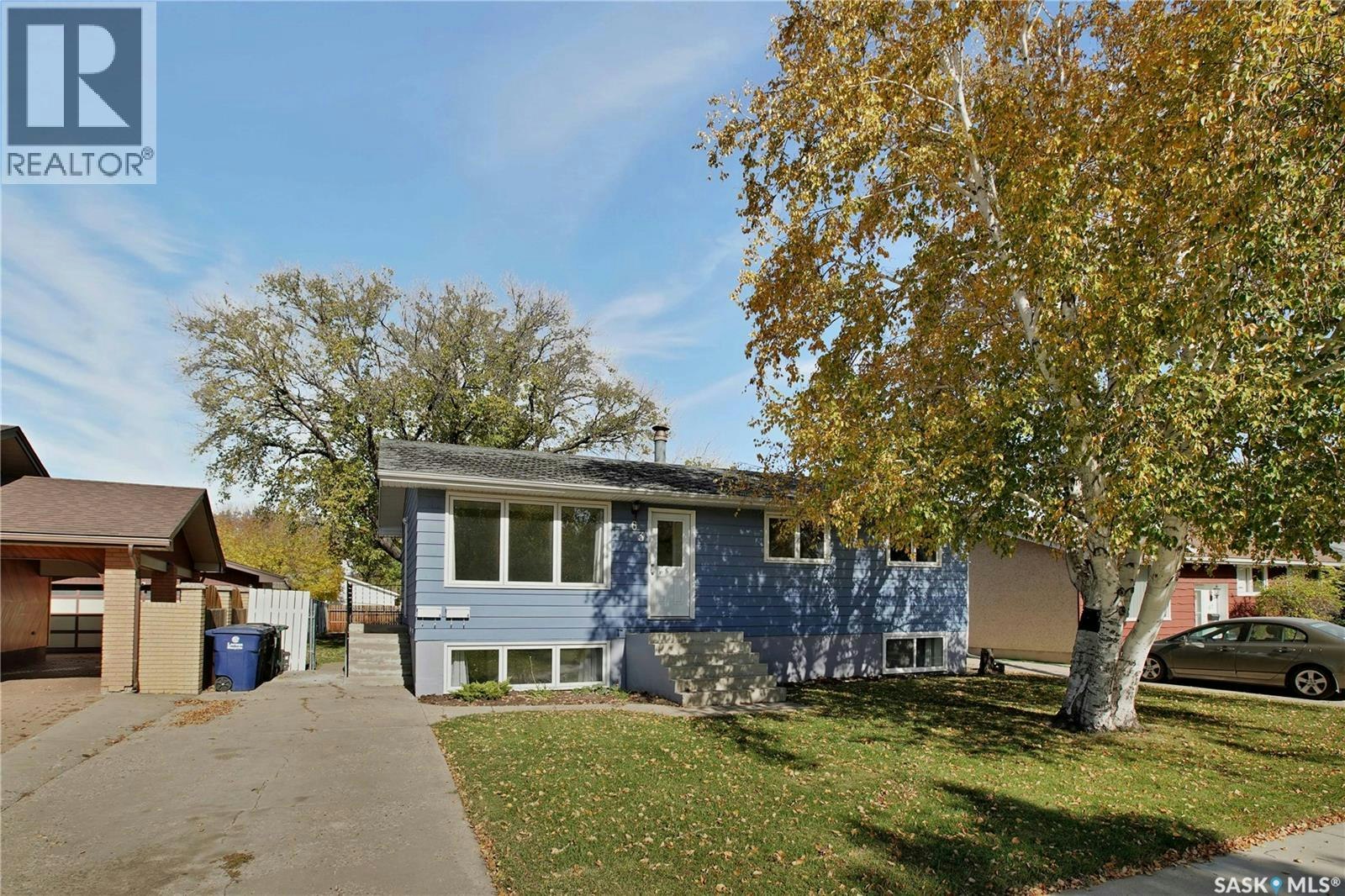 63 Jordan Place, Saskatoon, SK, S7L 4J2
