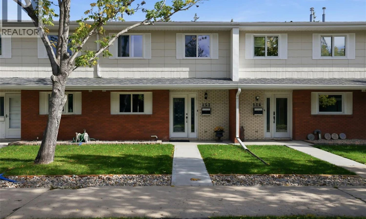 152 Plainsview Drive