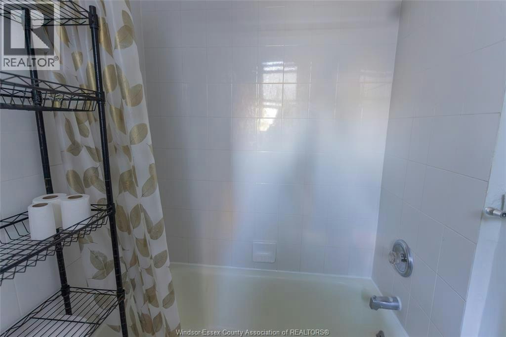 201-710 Giles Boulevard East, Windsor, ON, N9A 4E4 - 12