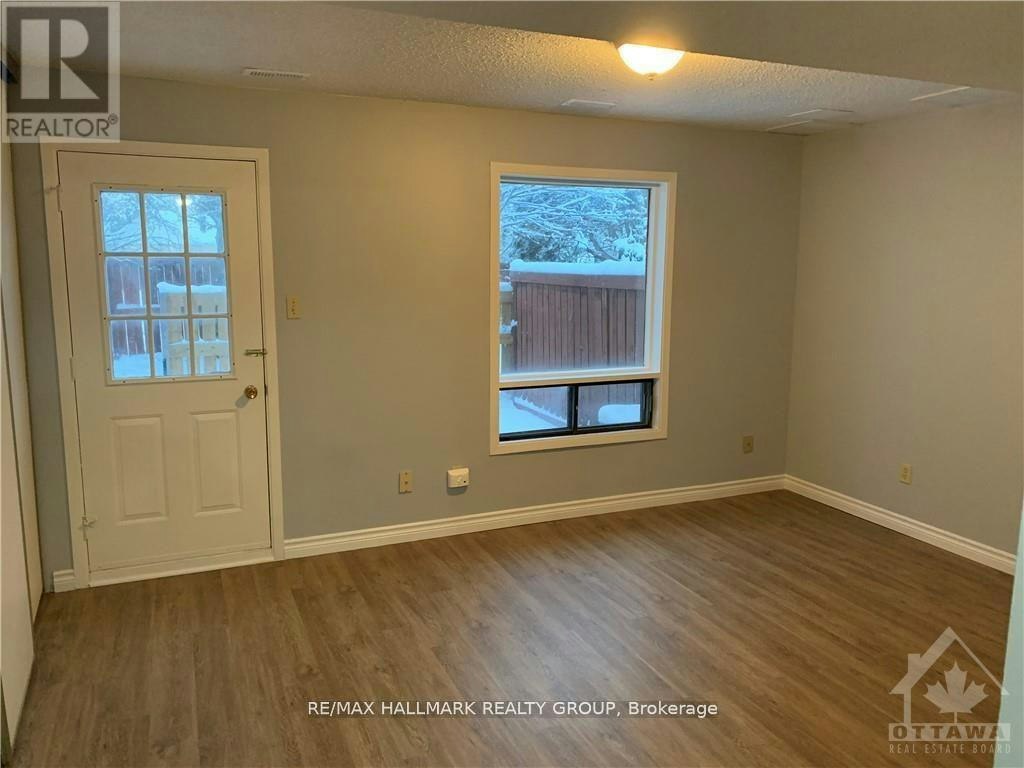 23 Black Forest Lane, Ottawa, ON, K2H 9E6 - 2