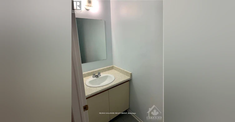 23 Black Forest Lane, Ottawa, ON, K2H 9E6 - 7