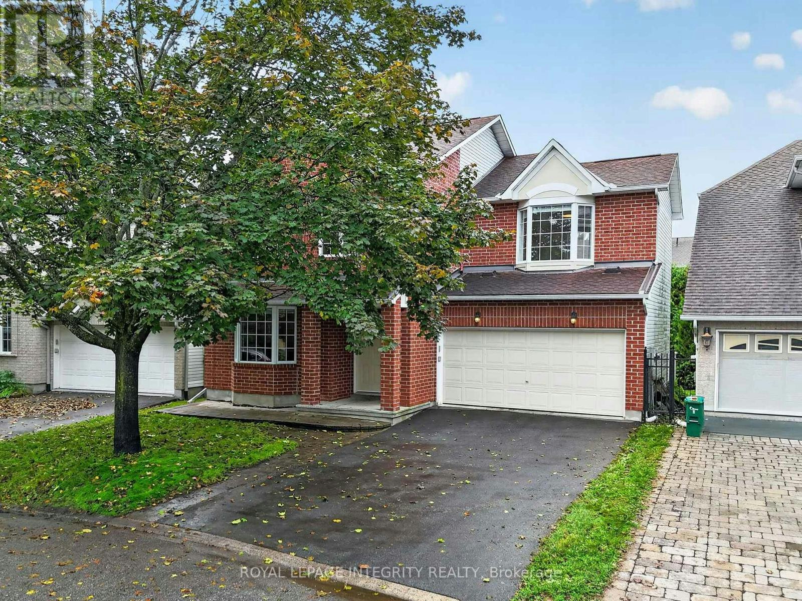 23 Tyne Court, Ottawa, ON, K2K 3H7