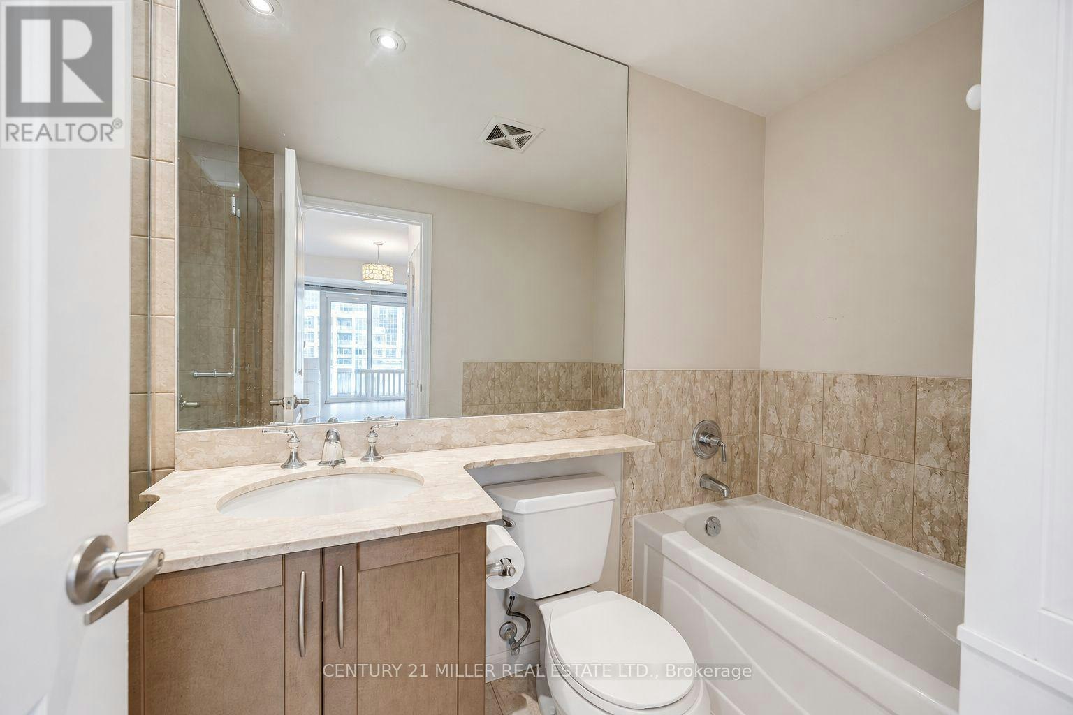2403-628 Fleet Street, Toronto, ON, M5V 1A8 - 7