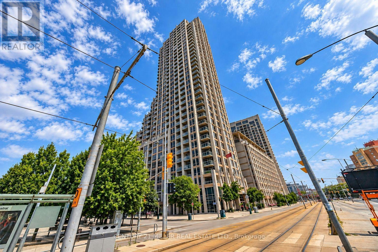 2403-628 Fleet Street, Toronto, ON, M5V 1A8
