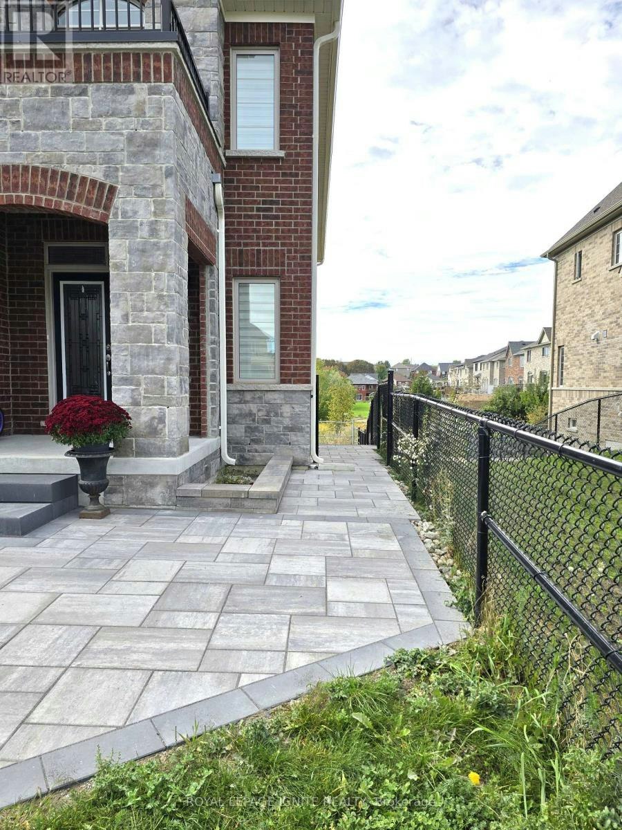 BSMT-137 Jack Potts Way, Clarington, ON, L1E 0E8 - 20