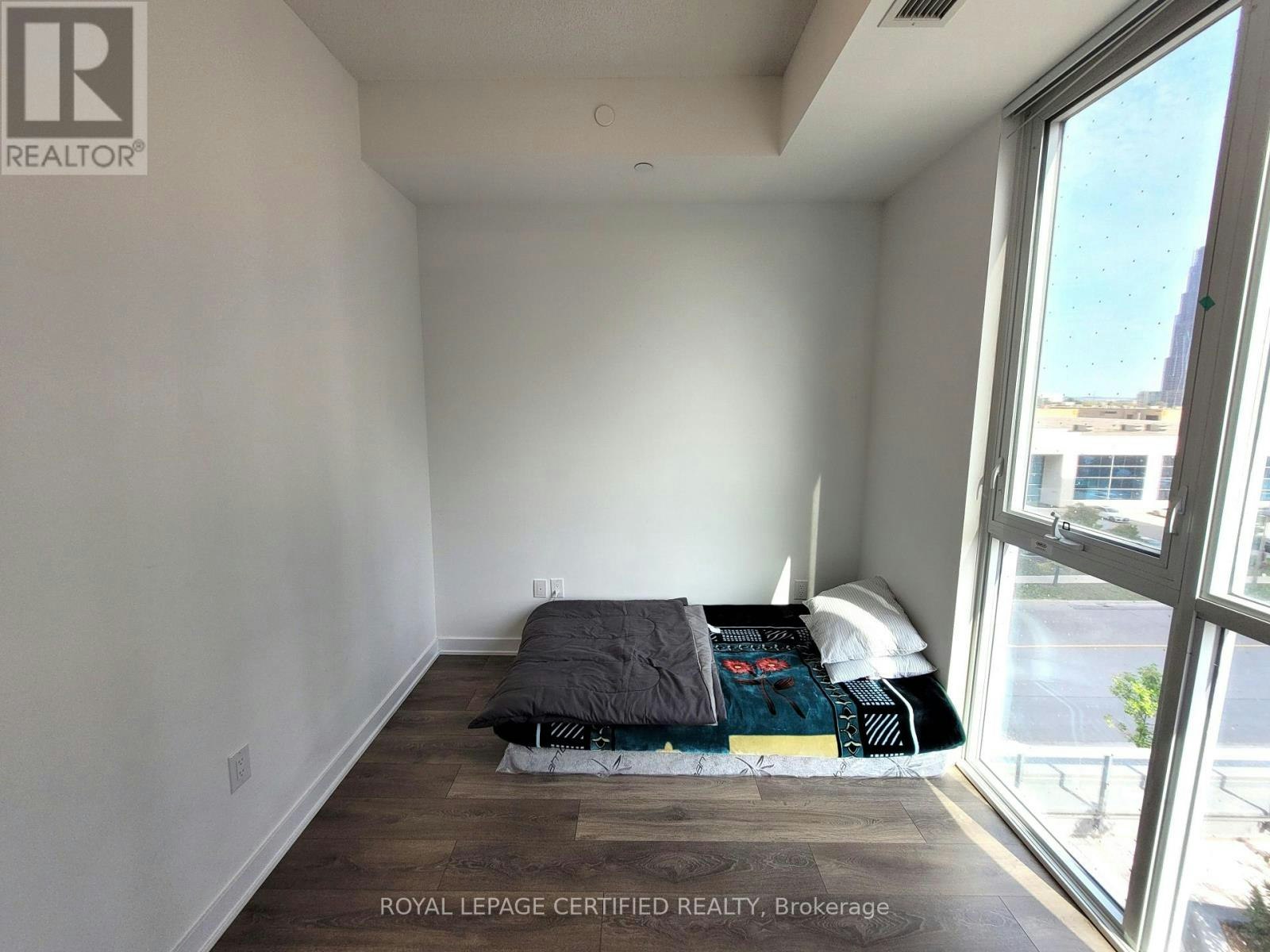 503-10 Honeycrisp Crescent, Vaughan, ON, L4K 0M7 - 11