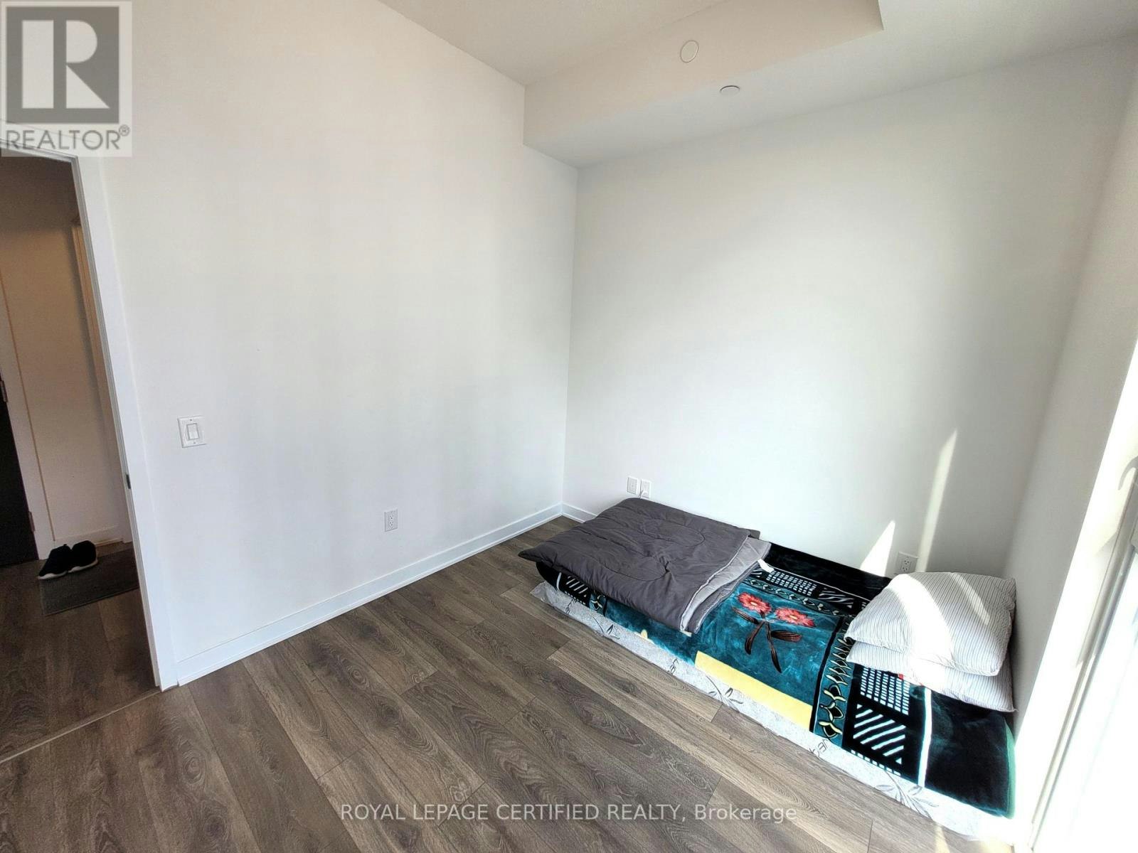 503-10 Honeycrisp Crescent, Vaughan, ON, L4K 0M7 - 12