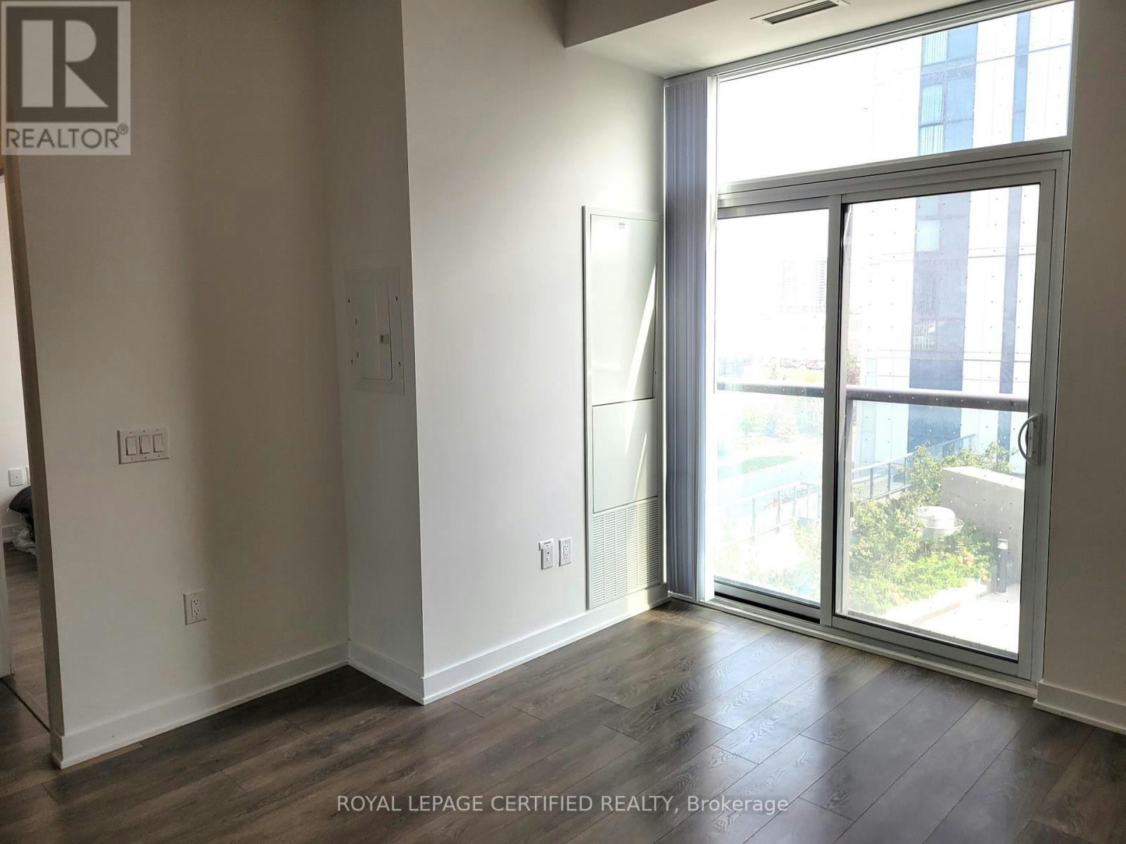 503-10 Honeycrisp Crescent, Vaughan, ON, L4K 0M7 - 8