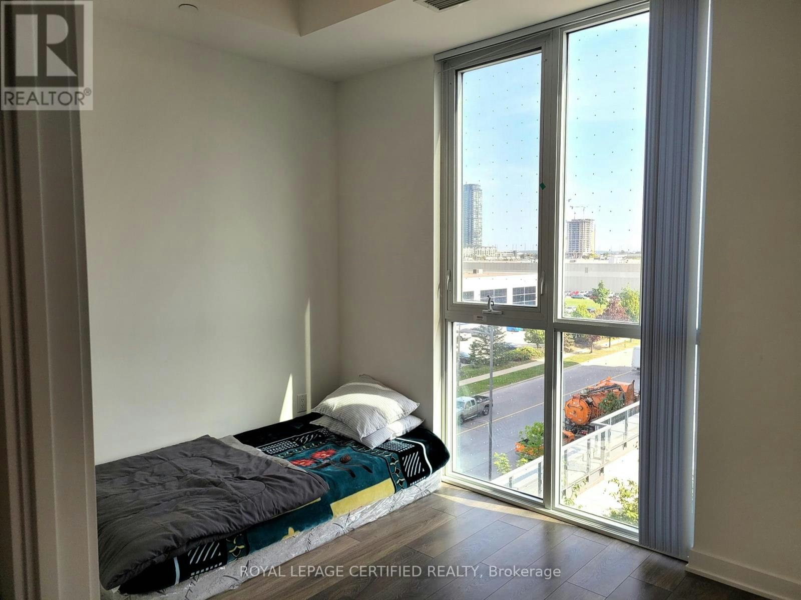 503-10 Honeycrisp Crescent, Vaughan, ON, L4K 0M7 - 10