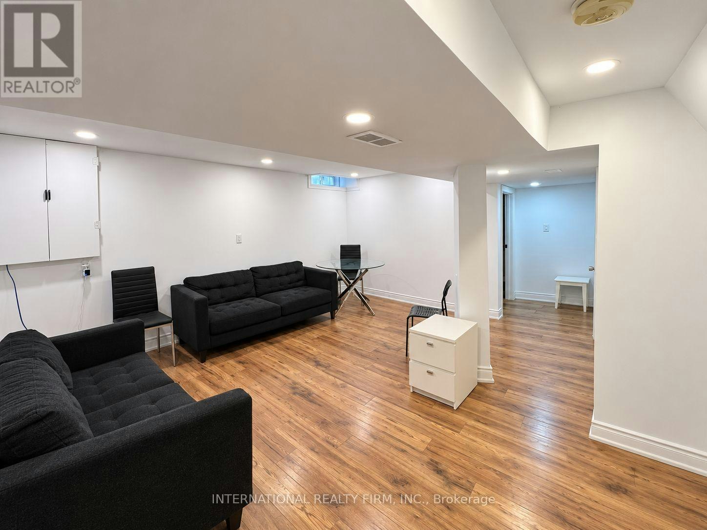 BASEMENT-16 Constellation Crescent, Richmond Hill, ON, L4C 8J7