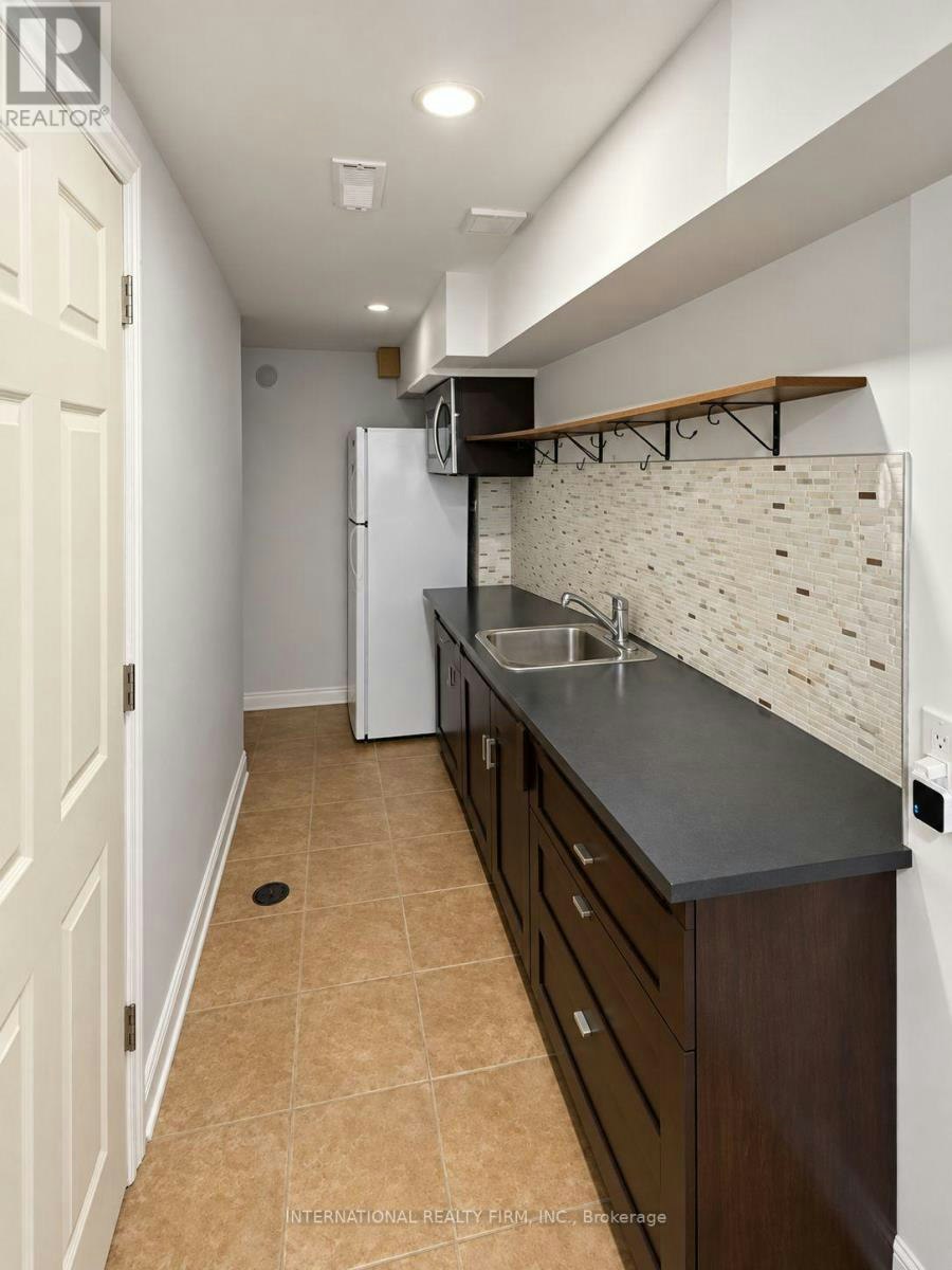 BASEMENT-16 Constellation Crescent, Richmond Hill, ON, L4C 8J7 - 5