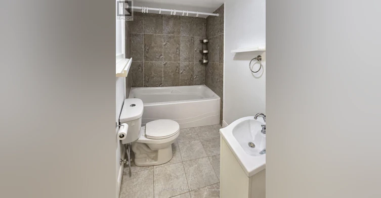 BASEMENT-16 Constellation Crescent, Richmond Hill, ON, L4C 8J7 - 3
