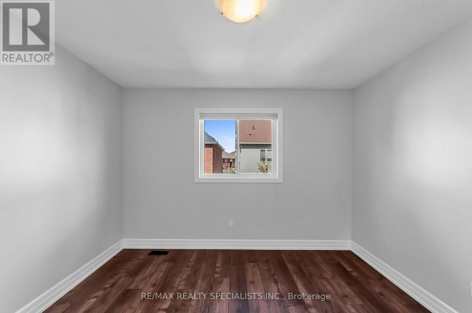 12 Greco Avenue, Georgina, ON, L4P 0G8 - 22