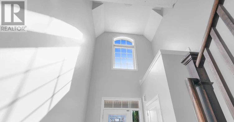 12 Greco Avenue, Georgina, ON, L4P 0G8 - 14