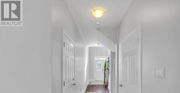 12 Greco Avenue, Georgina, ON, L4P 0G8 - 7