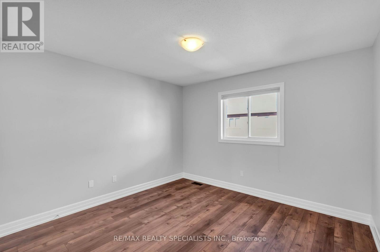 12 Greco Avenue, Georgina, ON, L4P 0G8 - 21