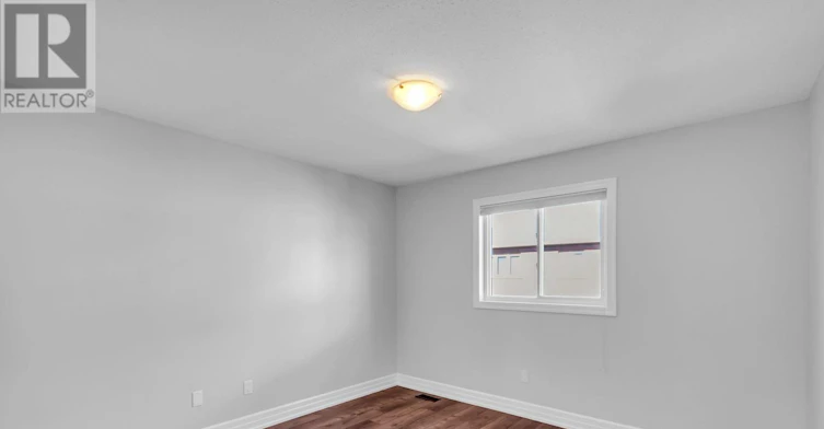 12 Greco Avenue, Georgina, ON, L4P 0G8 - 21