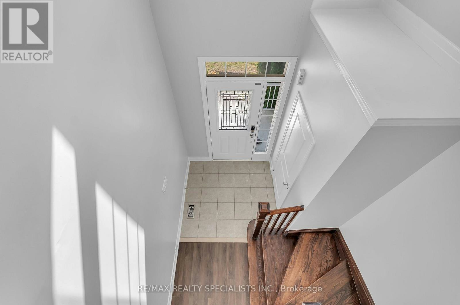 12 Greco Avenue, Georgina, ON, L4P 0G8 - 16