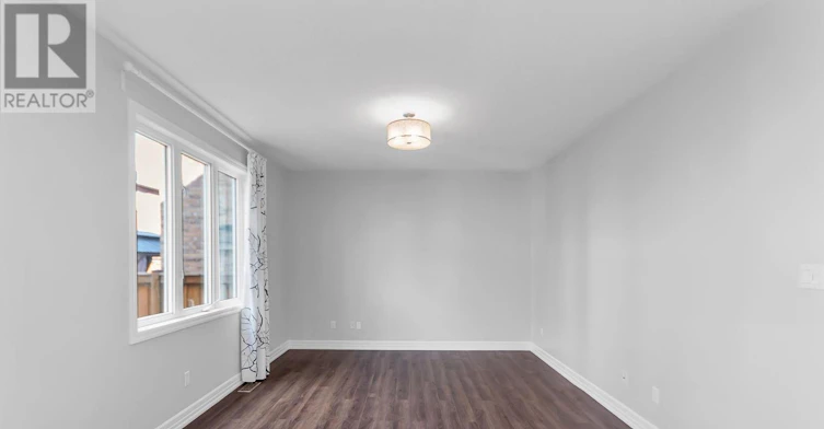 12 Greco Avenue, Georgina, ON, L4P 0G8 - 11