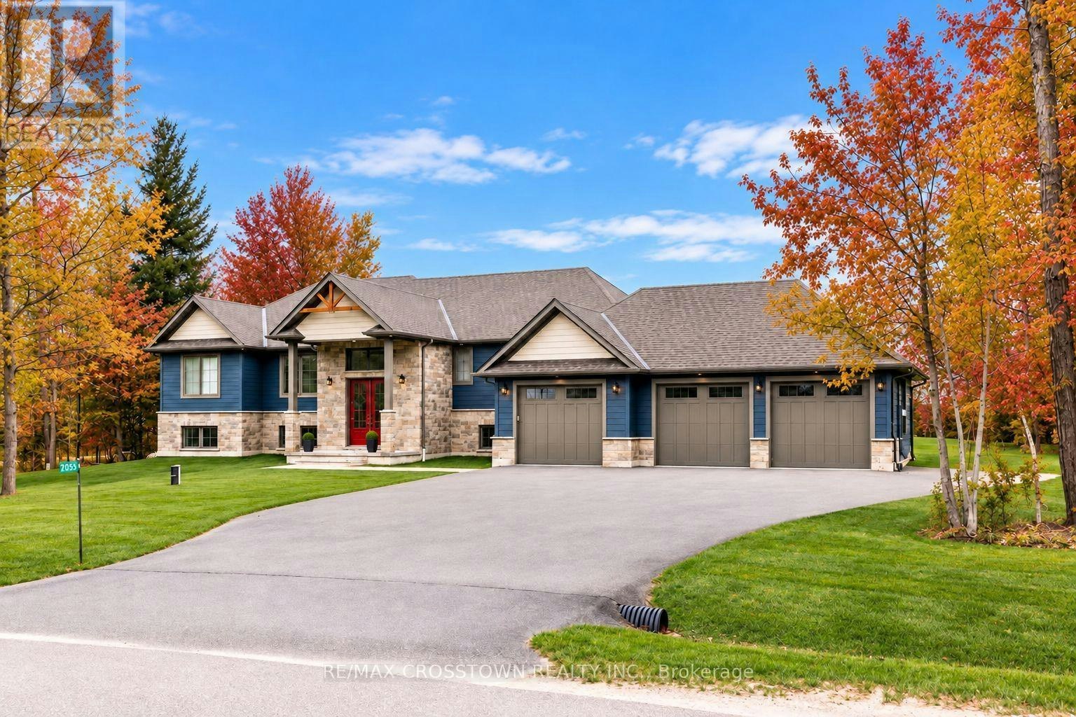 2055 Elana Drive, Severn, ON, L3V 0C1