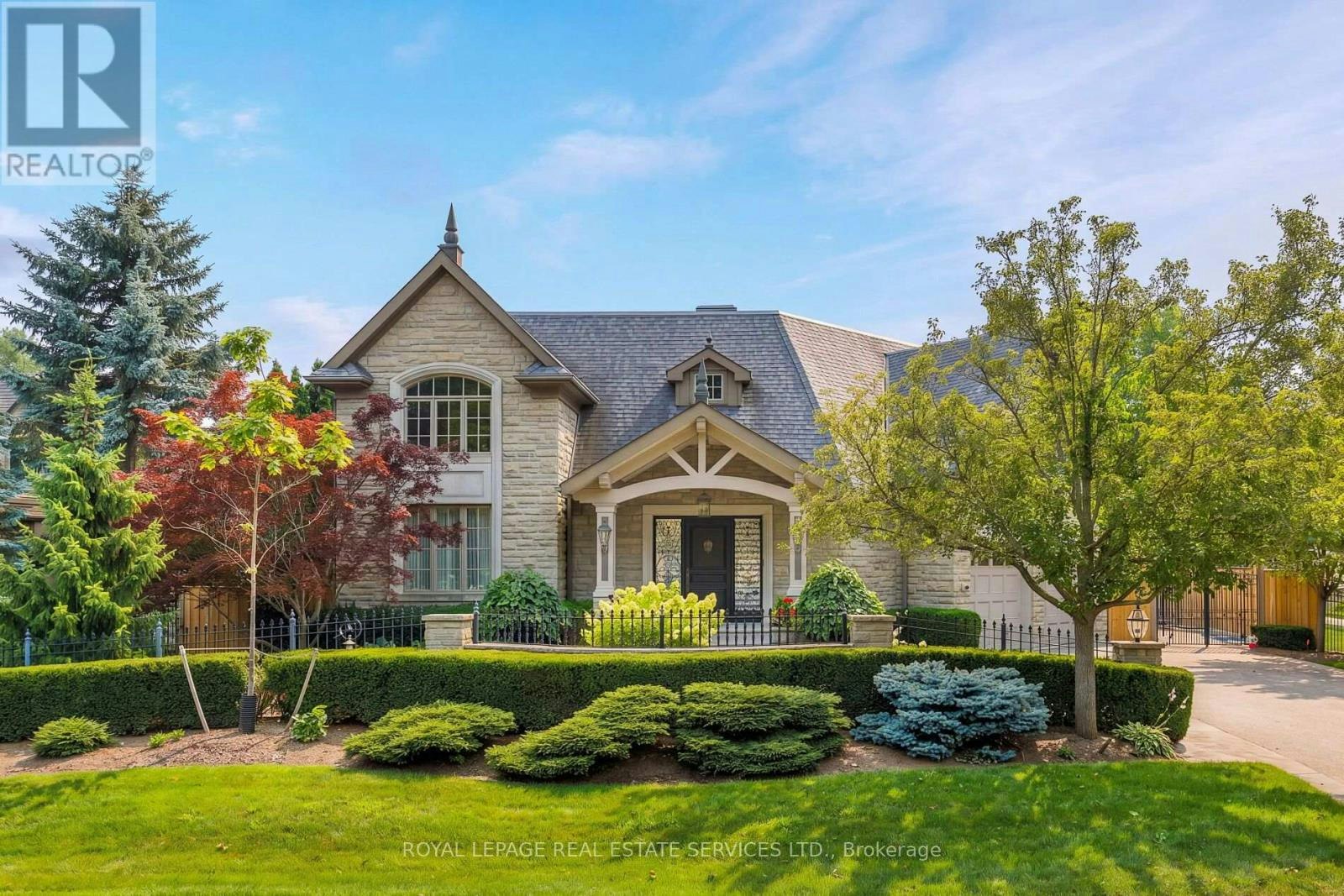 70 Shorewood Place, Oakville, ON, L6K 3Y4