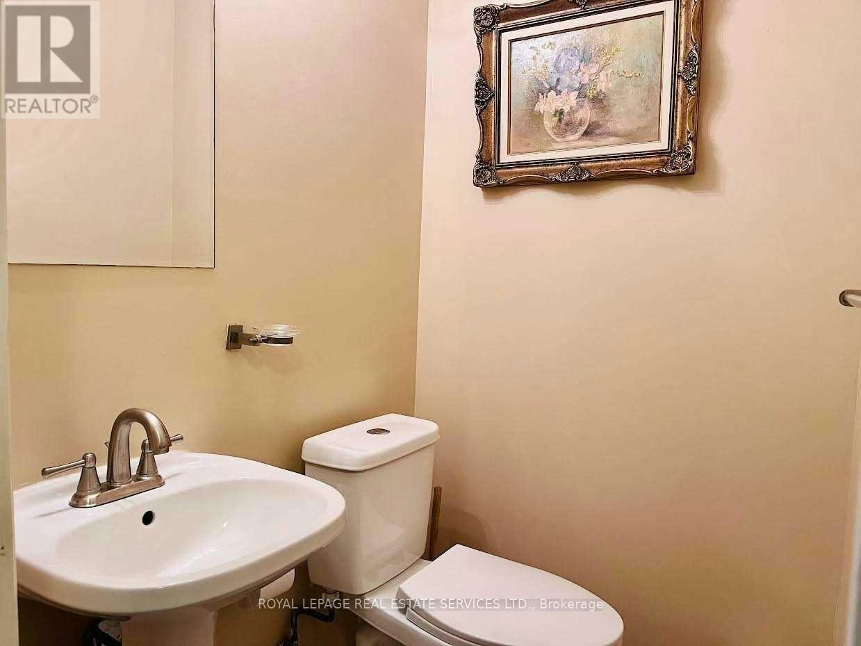 1038 Agram Drive, Oakville, ON, L6H 7L6 - 4