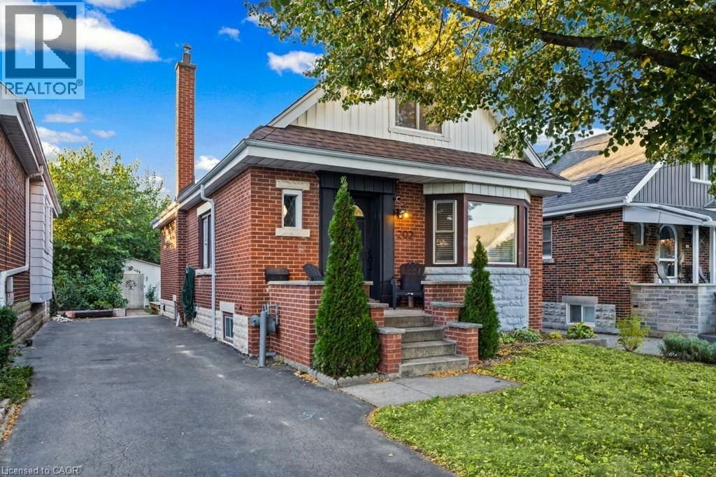 202 Huxley Avenue S, Hamilton, ON, L8K 2R3