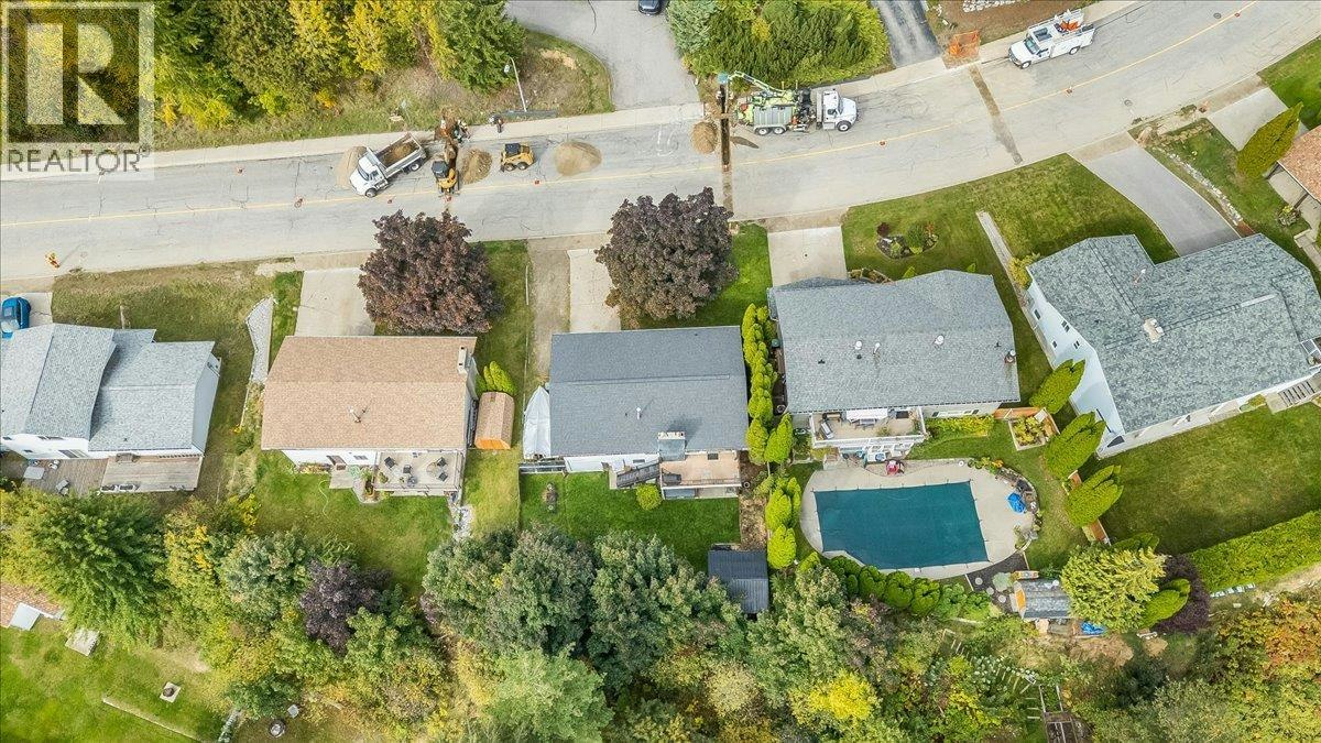 3609 Southridge Drive, Castlegar, BC, V1N 3X7 - 40