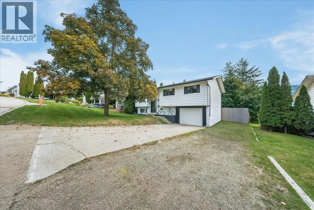 3609 Southridge Drive, Castlegar, BC, V1N 3X7