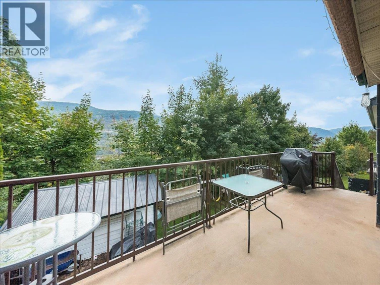 3609 Southridge Drive, Castlegar, BC, V1N 3X7 - 6