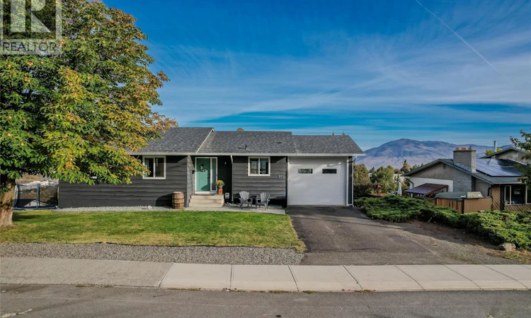 891 Gleneagles Drive