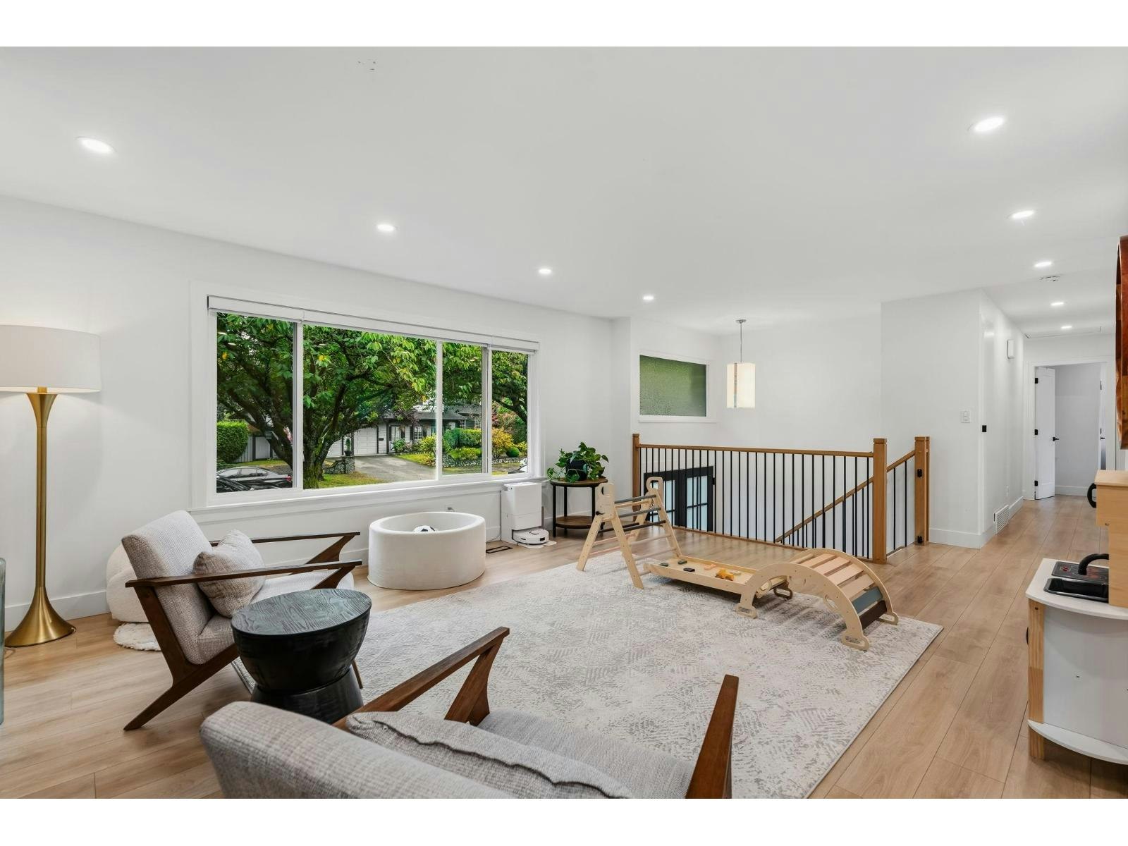 8805 Delcourt Crescent, Delta, BC, V4C 3Z8 - 10